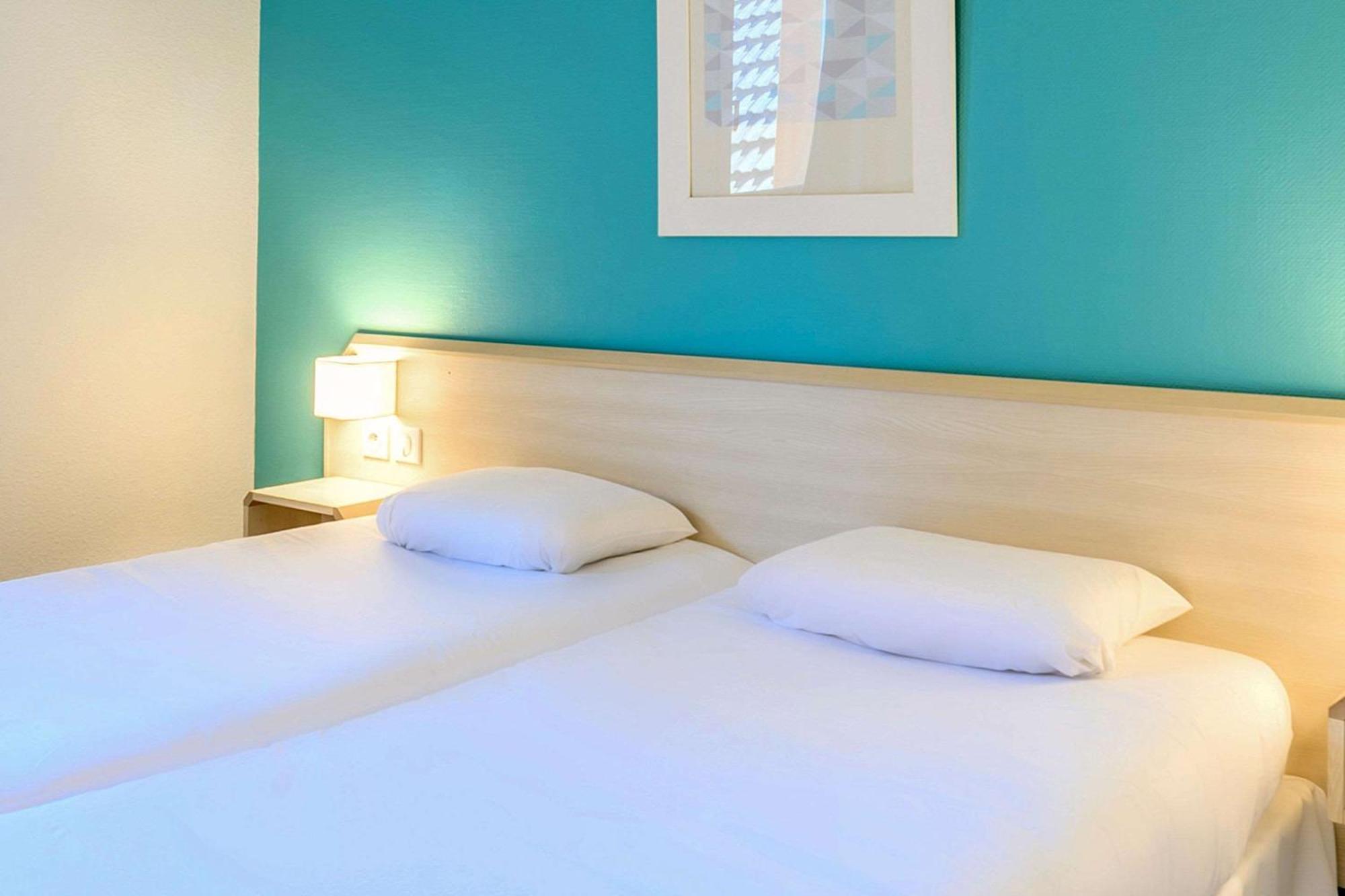 Comfort Hotel Orleans Саран Экстерьер фото