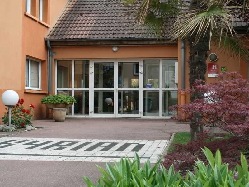Comfort Hotel Orleans Саран Экстерьер фото